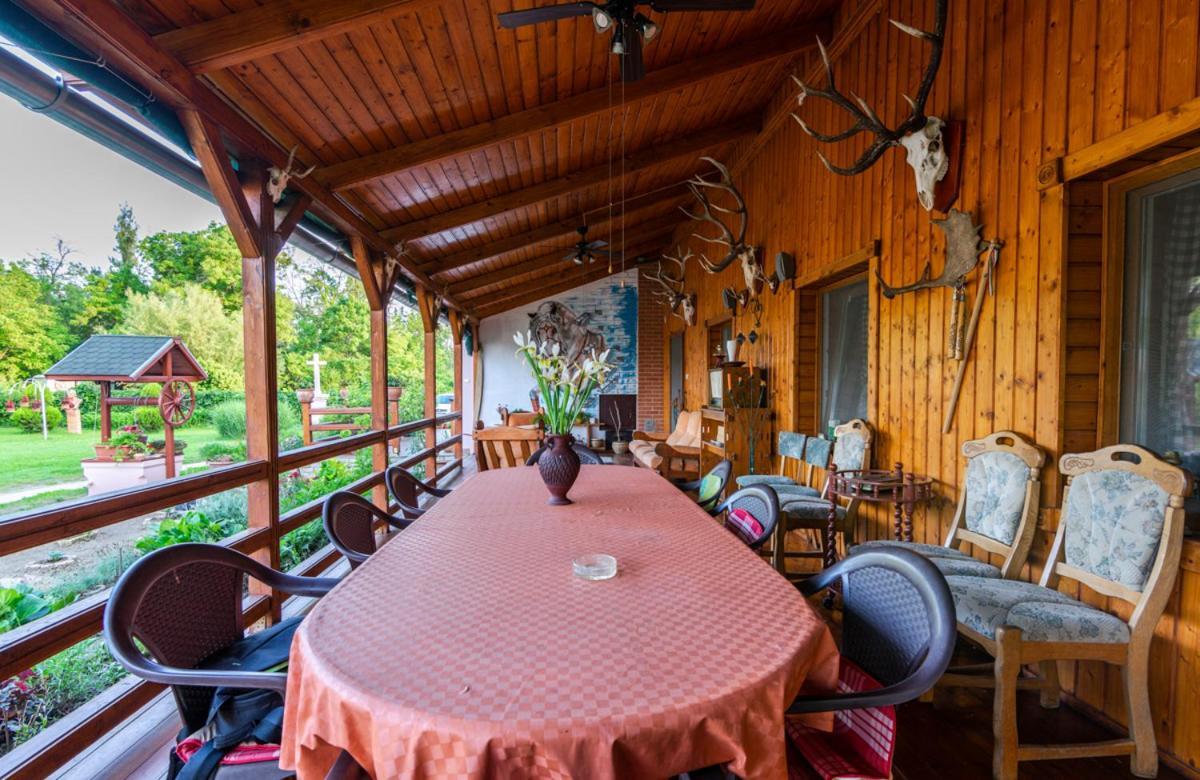 Gemenc Vendeghaz Hotel Hercegszanto Exterior foto